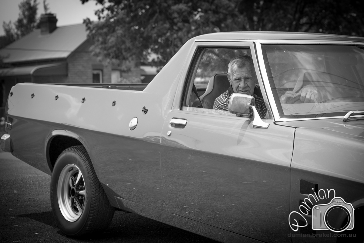 IMAGE: http://brakel.com.au/other/Jims_ute_bw.jpg